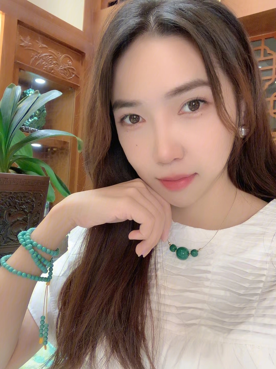 绿松石美女图片