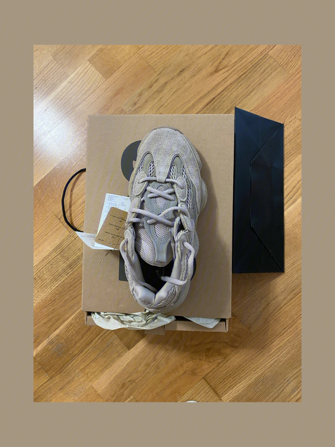 yeezy500taupelight