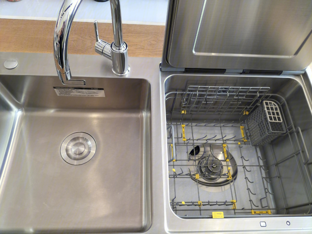 方太水槽洗碗机E4图片
