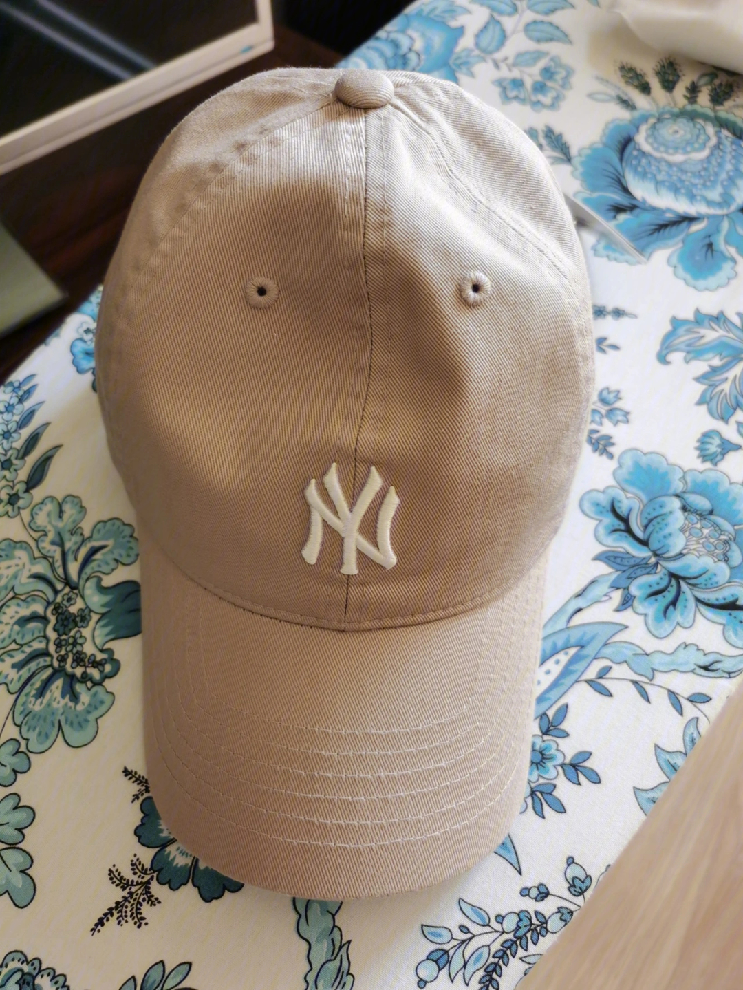 my联名棒球帽正品图片