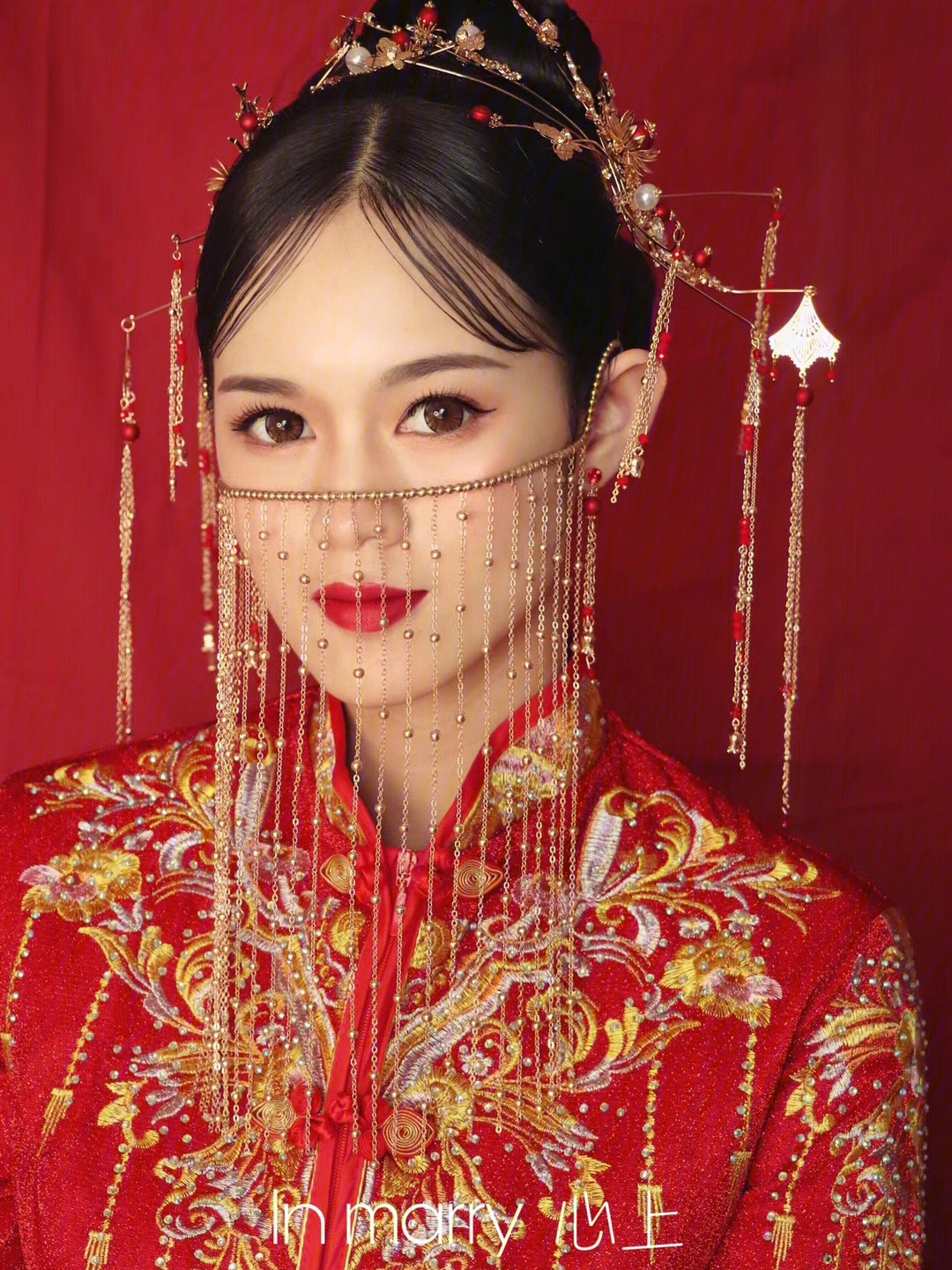 妆面分享齐刘海新娘中式造型