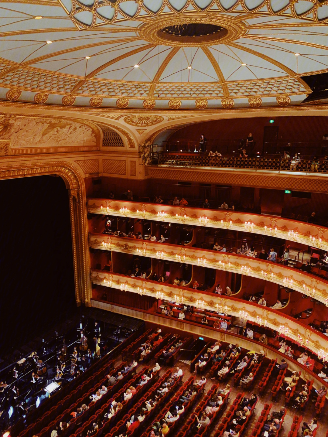 伦敦芭蕾舞剧02皇家歌剧院756镑的视听盛宴