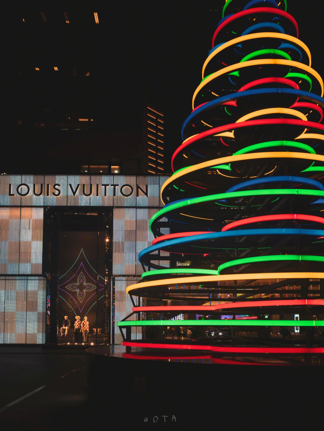 北京拍照丨国贸lv圣诞树