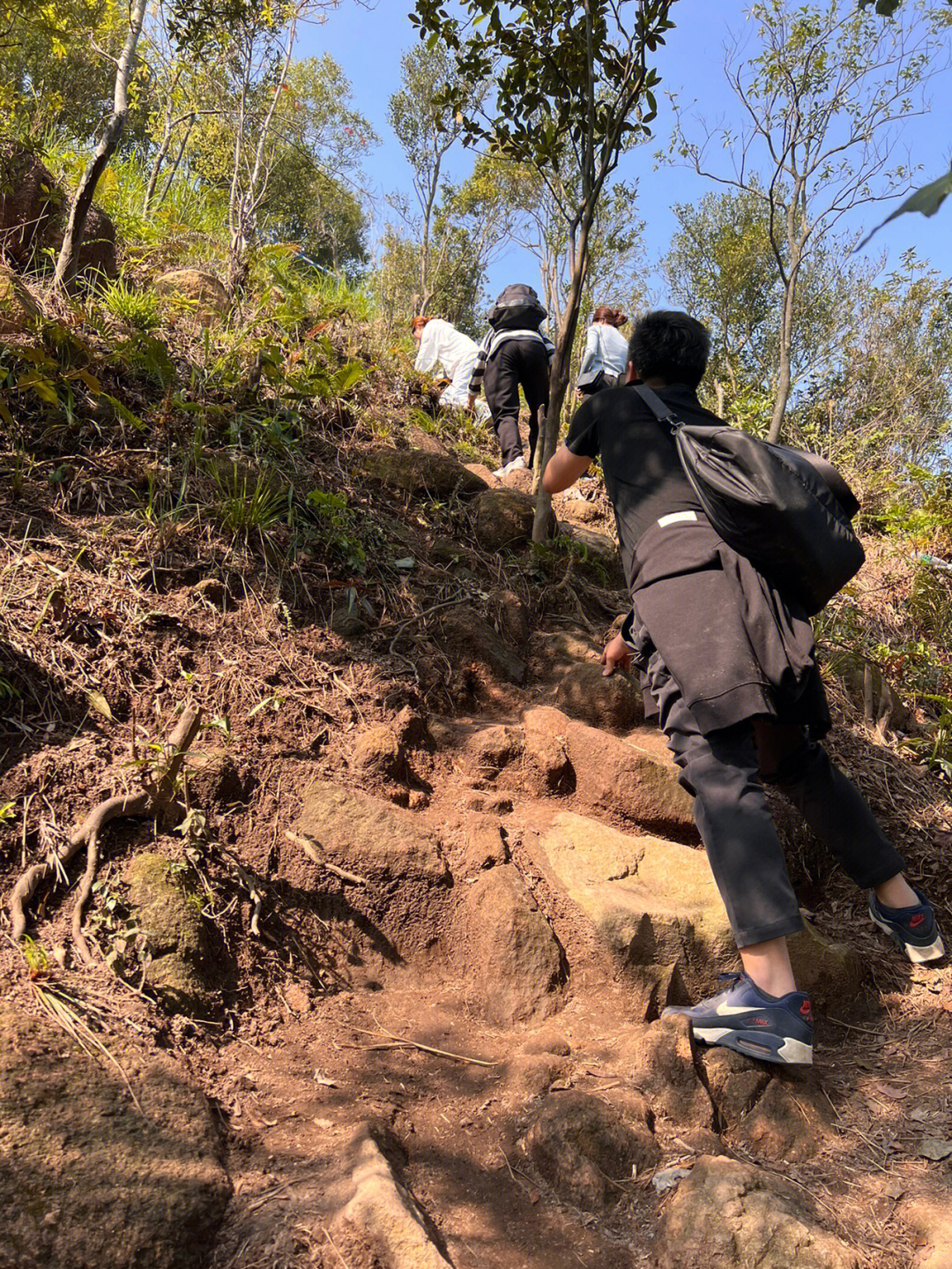 勇攀高峰