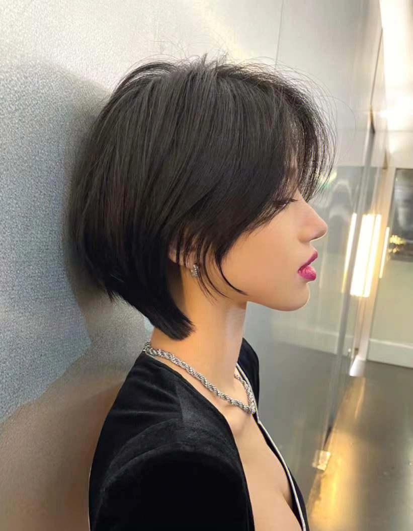 超韩系女短发