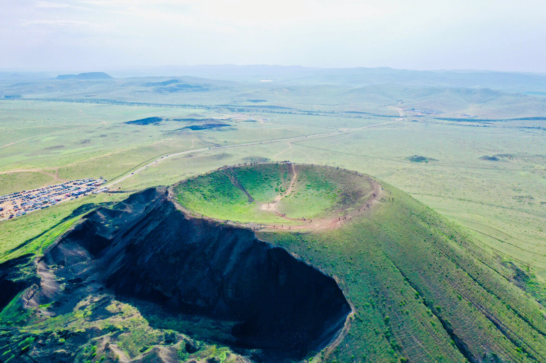 乌兰哈达火山群海拔图片
