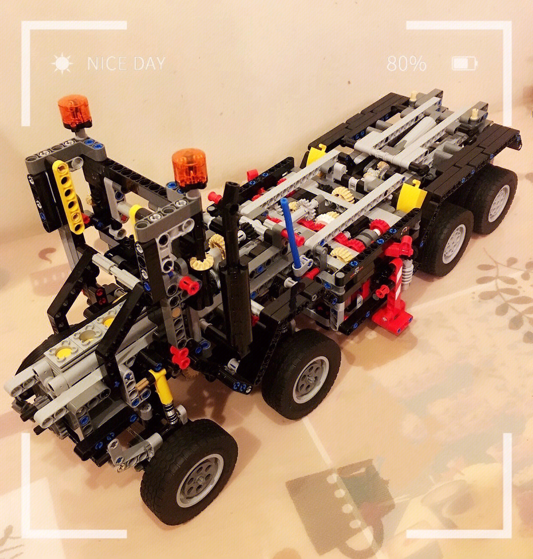 lego42043成品