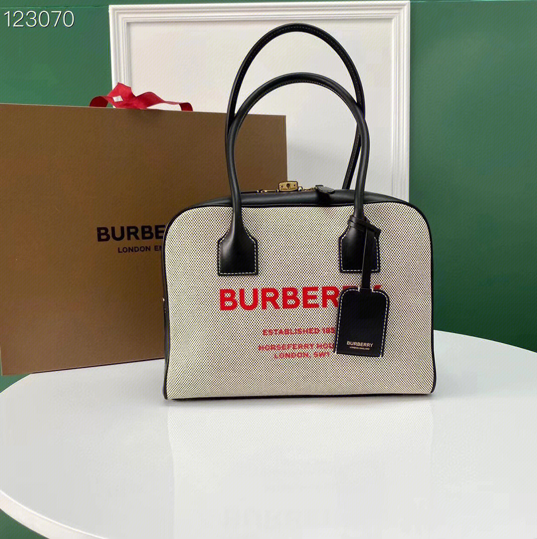 burberry官网中国图片