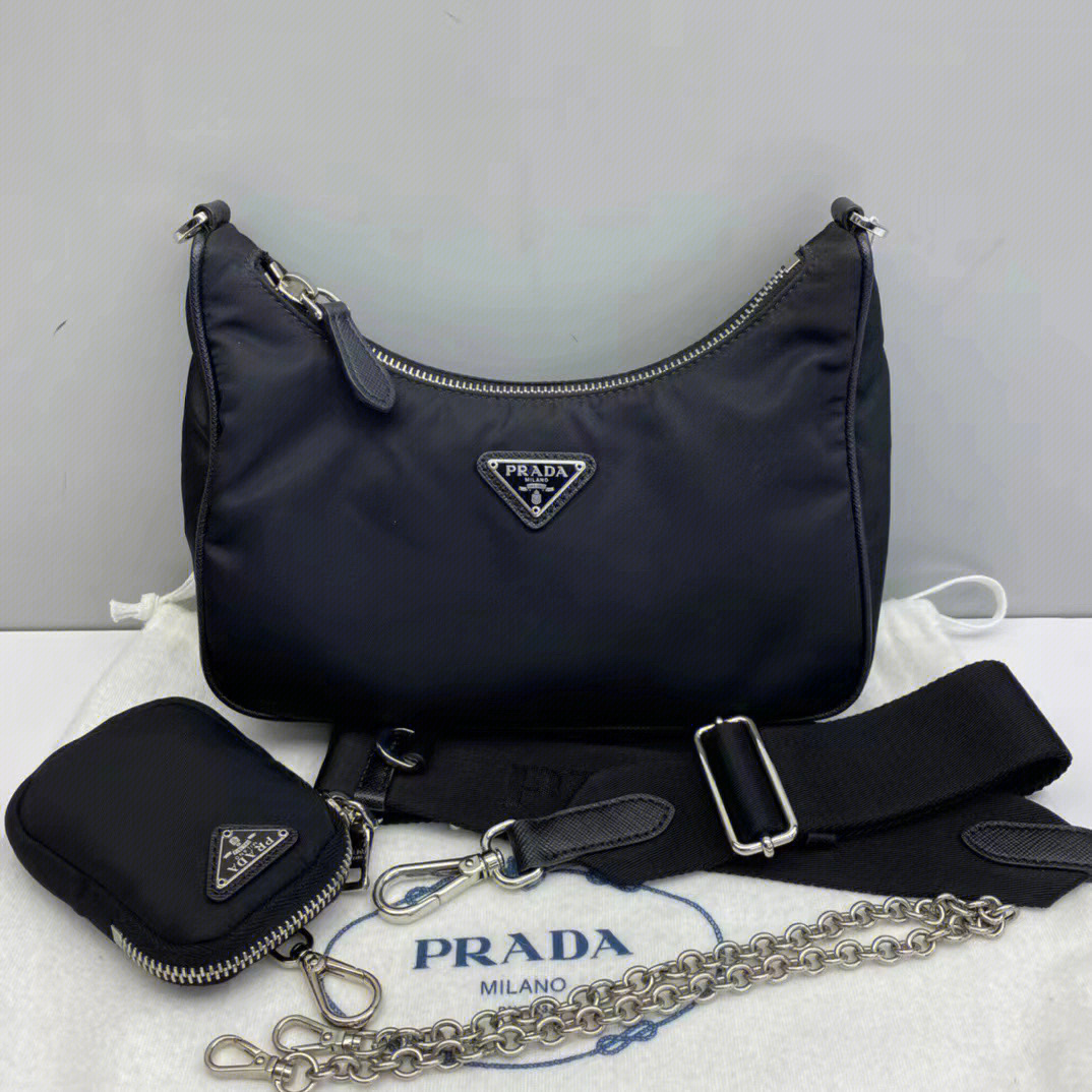 99新prada/普拉达三合一hobo黑色斜挎包 防水尼龙材质