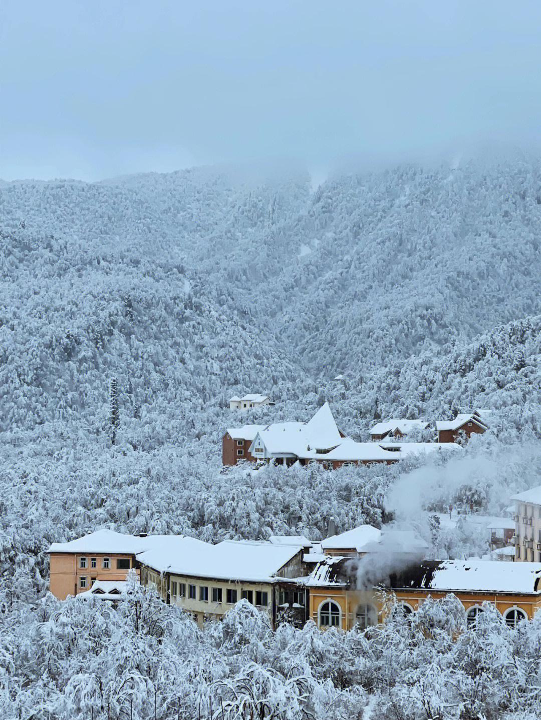 四川西岭雪山