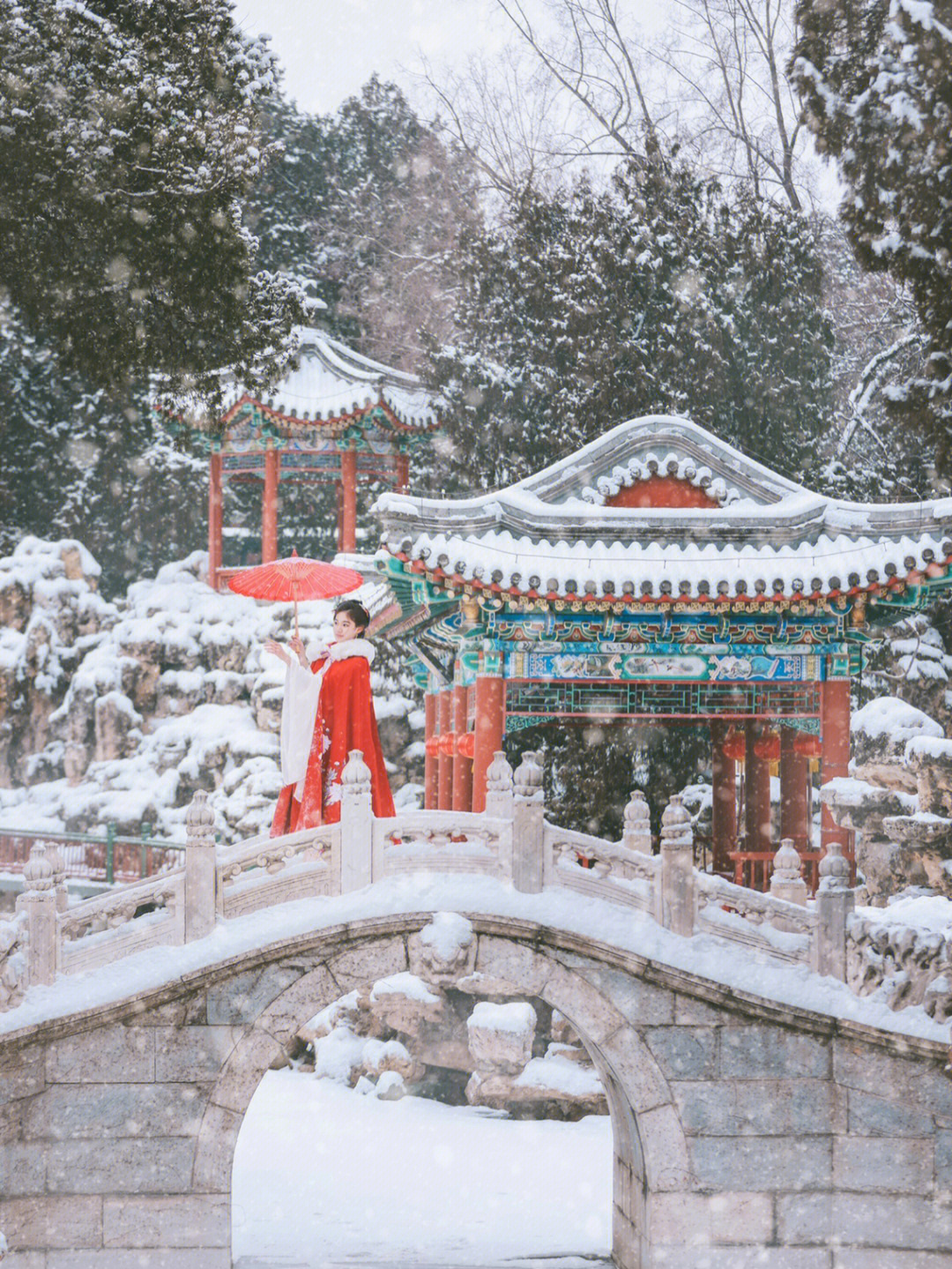 三月的北京下雪啦打卡北海公园的雪景