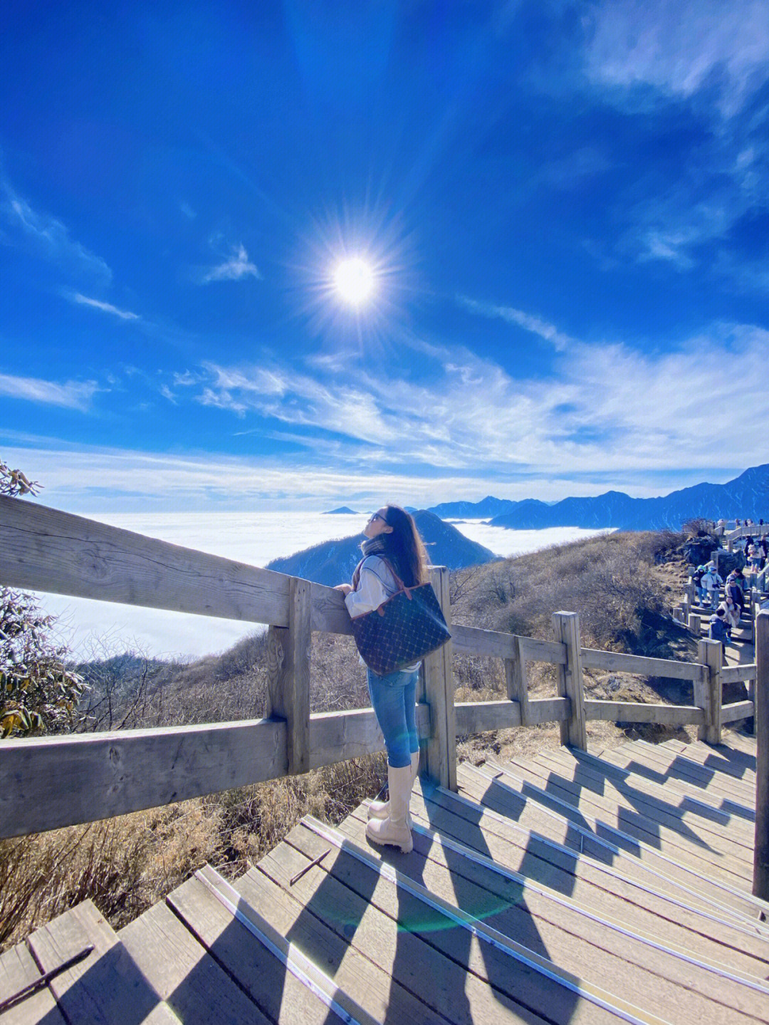 西岭雪山滑雪年卡图片