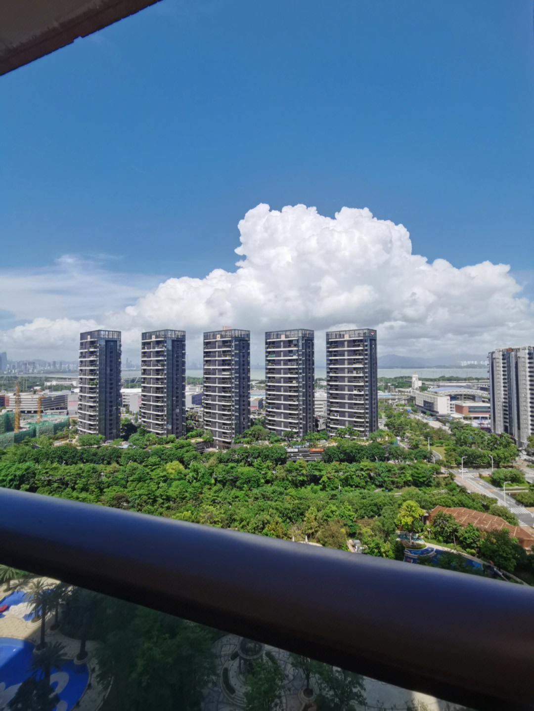 深圳市南山区恒裕滨城图片