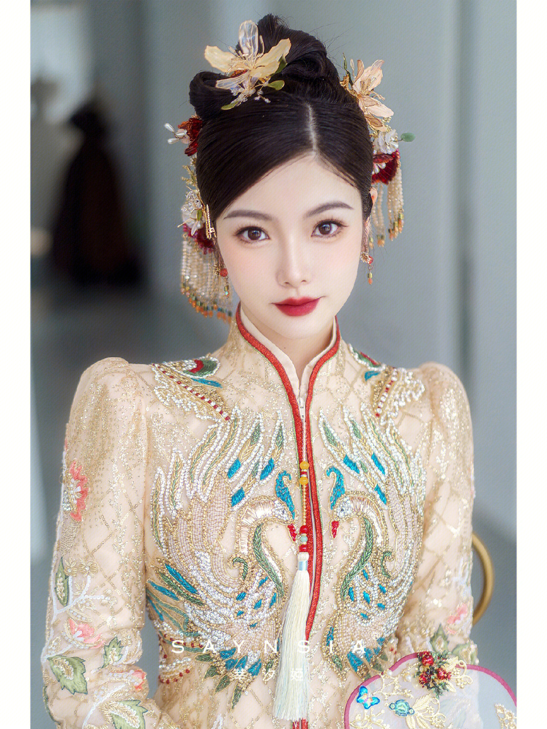 新中式的轻奢新娘发型减龄又不失优雅