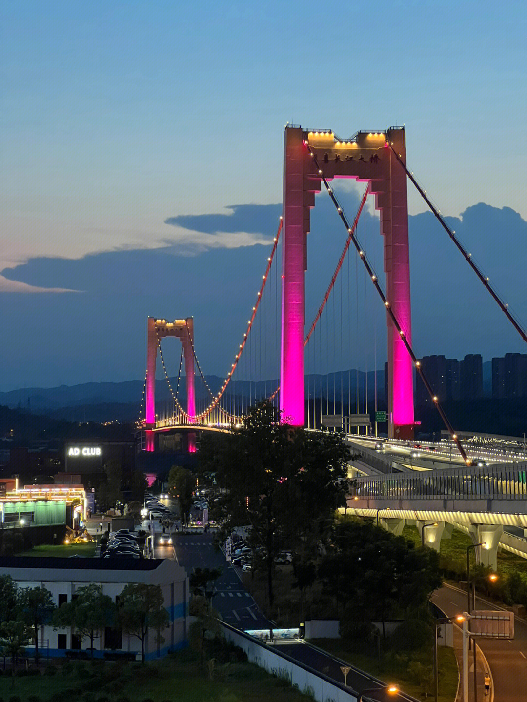 宜昌至喜长江大桥夜景图片