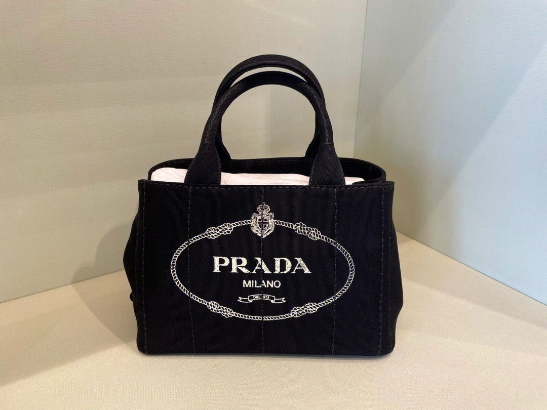 prada milano系列包图片