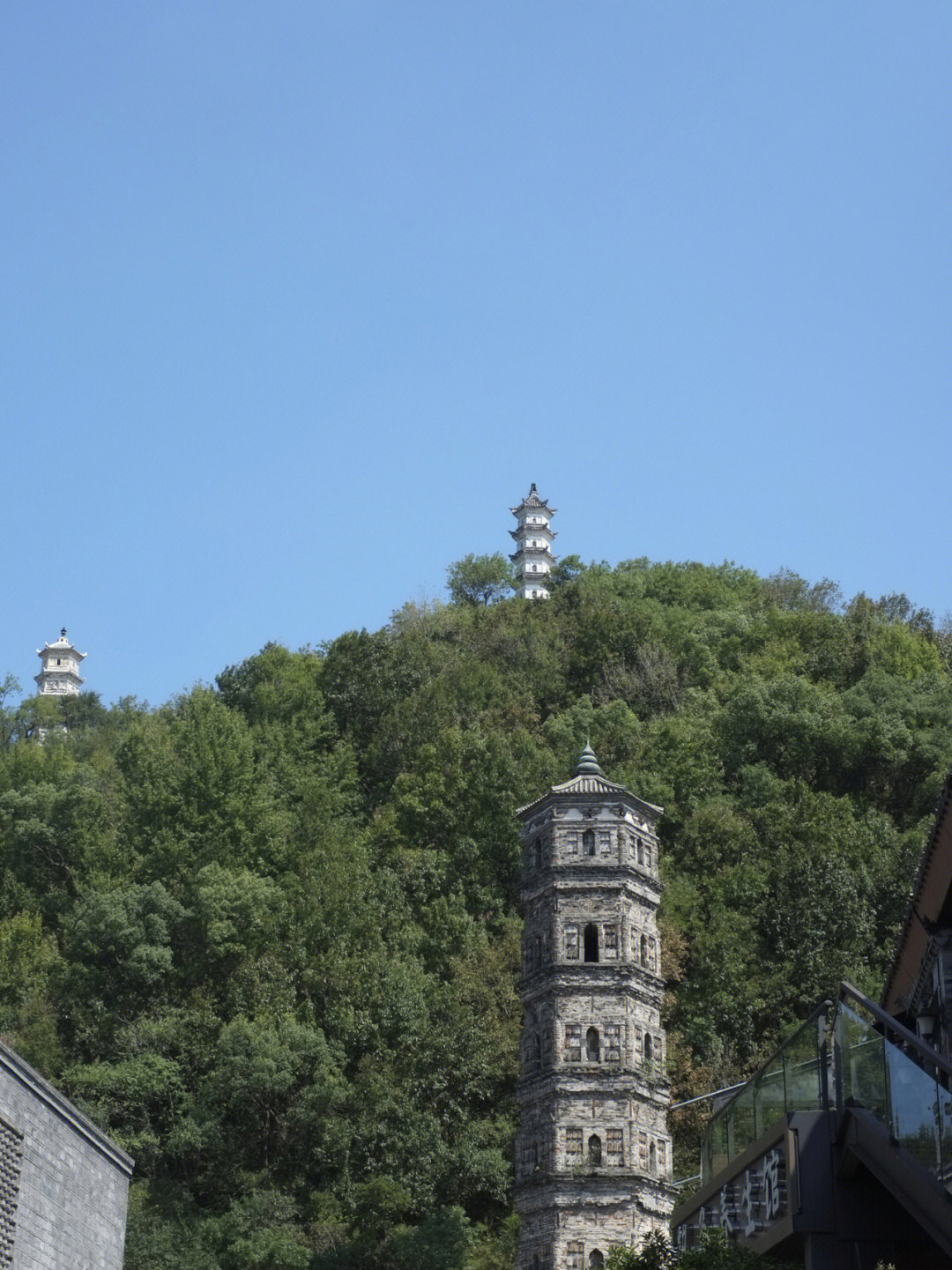 临海古城城墙龙兴寺古塔古街