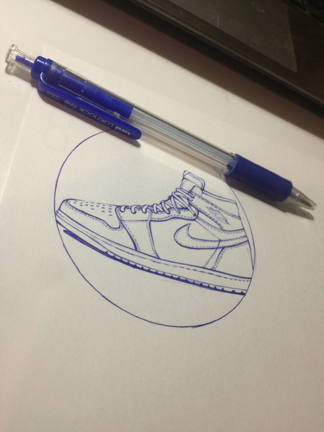 球鞋画法图片