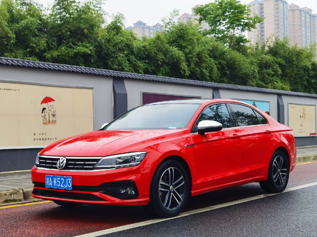 车型:大众凌渡 2019款 280tsi 舒适版上牌时间:2019年11月价格:10.