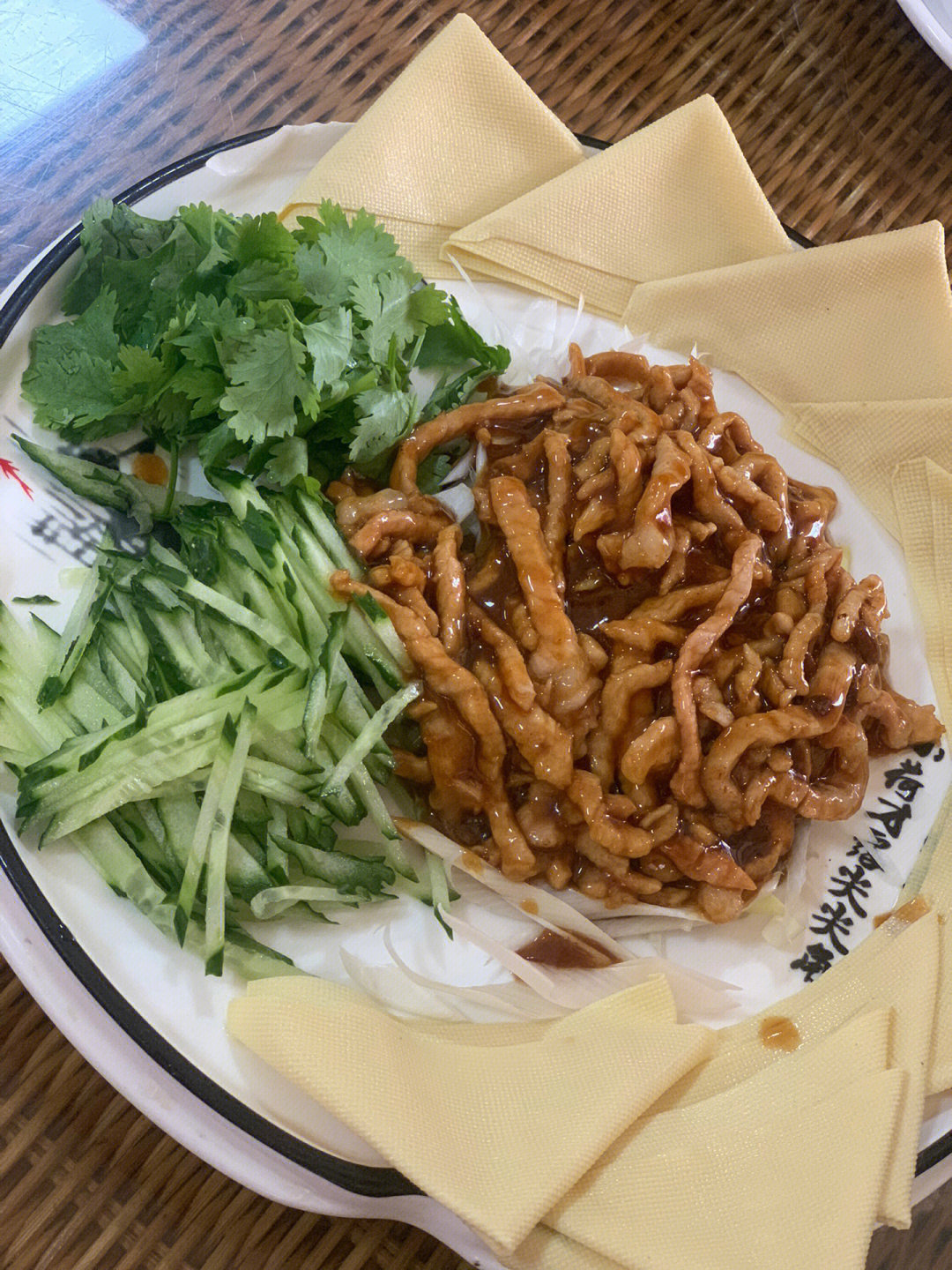 小张美食坊图片