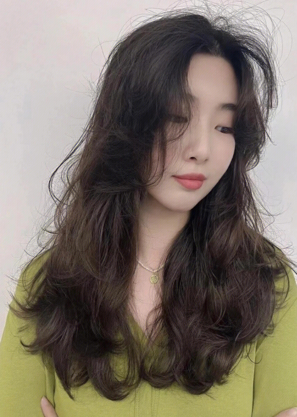 韩式烫发,简单,时尚,大方,自然,好打理,看上去简简单单的发型,给我们