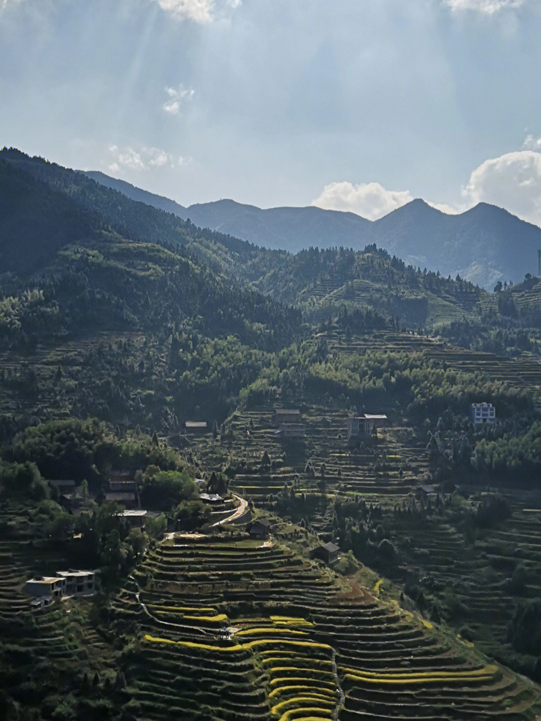 隆回虎形山花瑶风景区图片