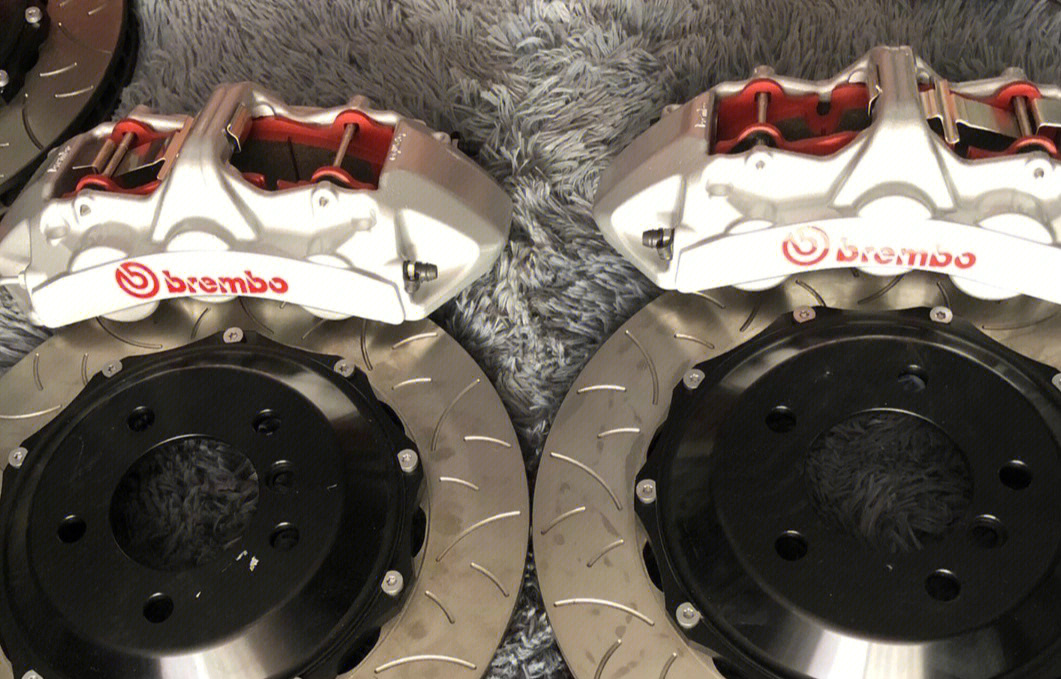 brembogt6刹车卡钳