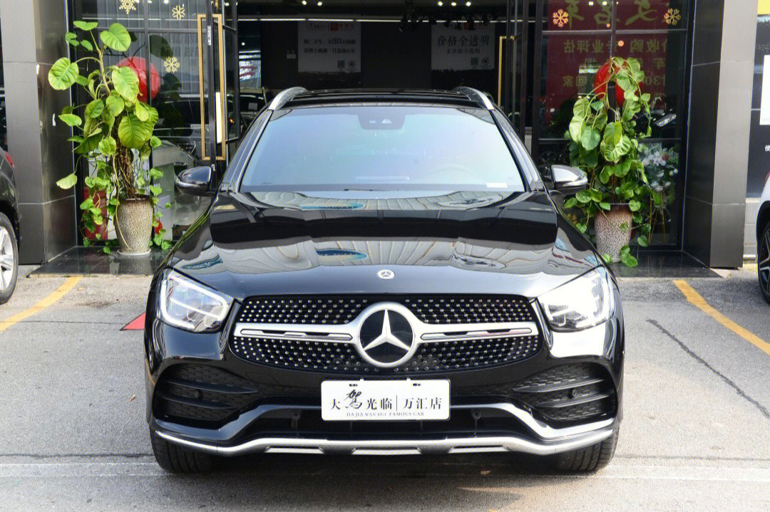 2021款奔驰glc级glc300l4matic动感型