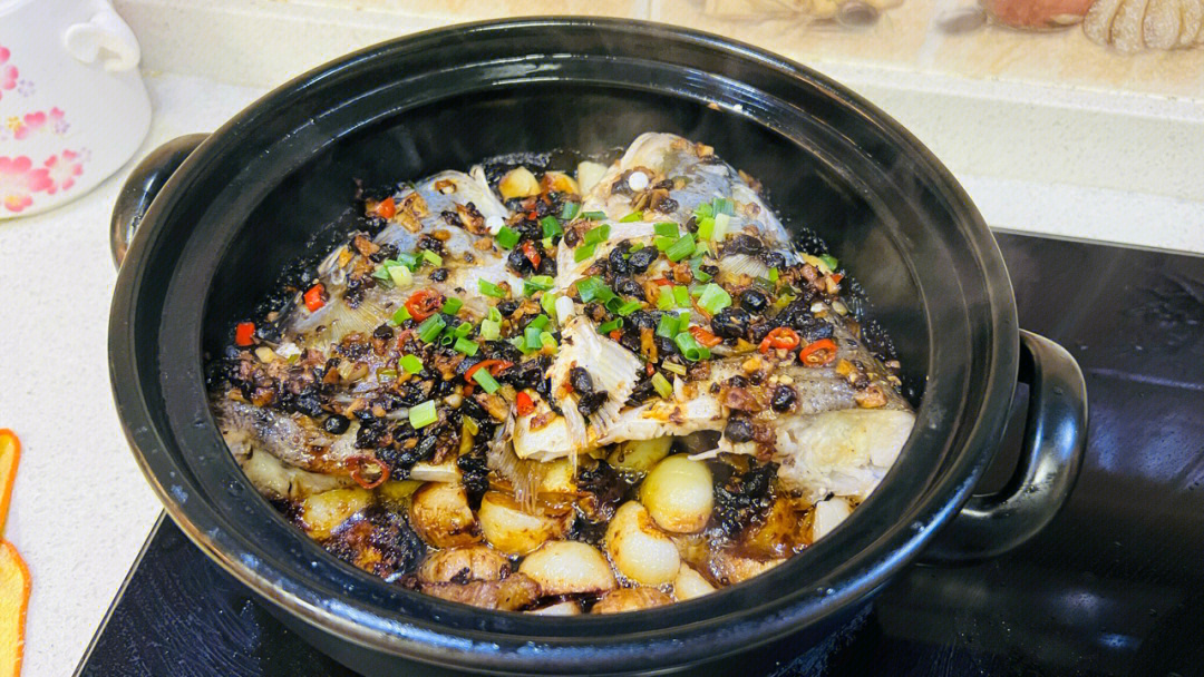 阳江豆豉焗砂锅鱼头    下饭好味