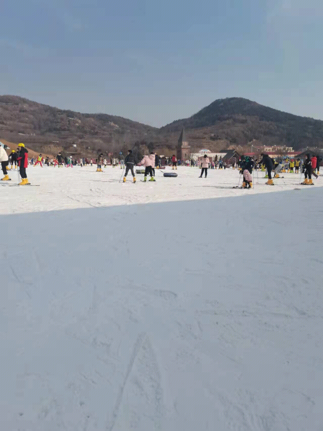 聊城月季公园滑雪场图片