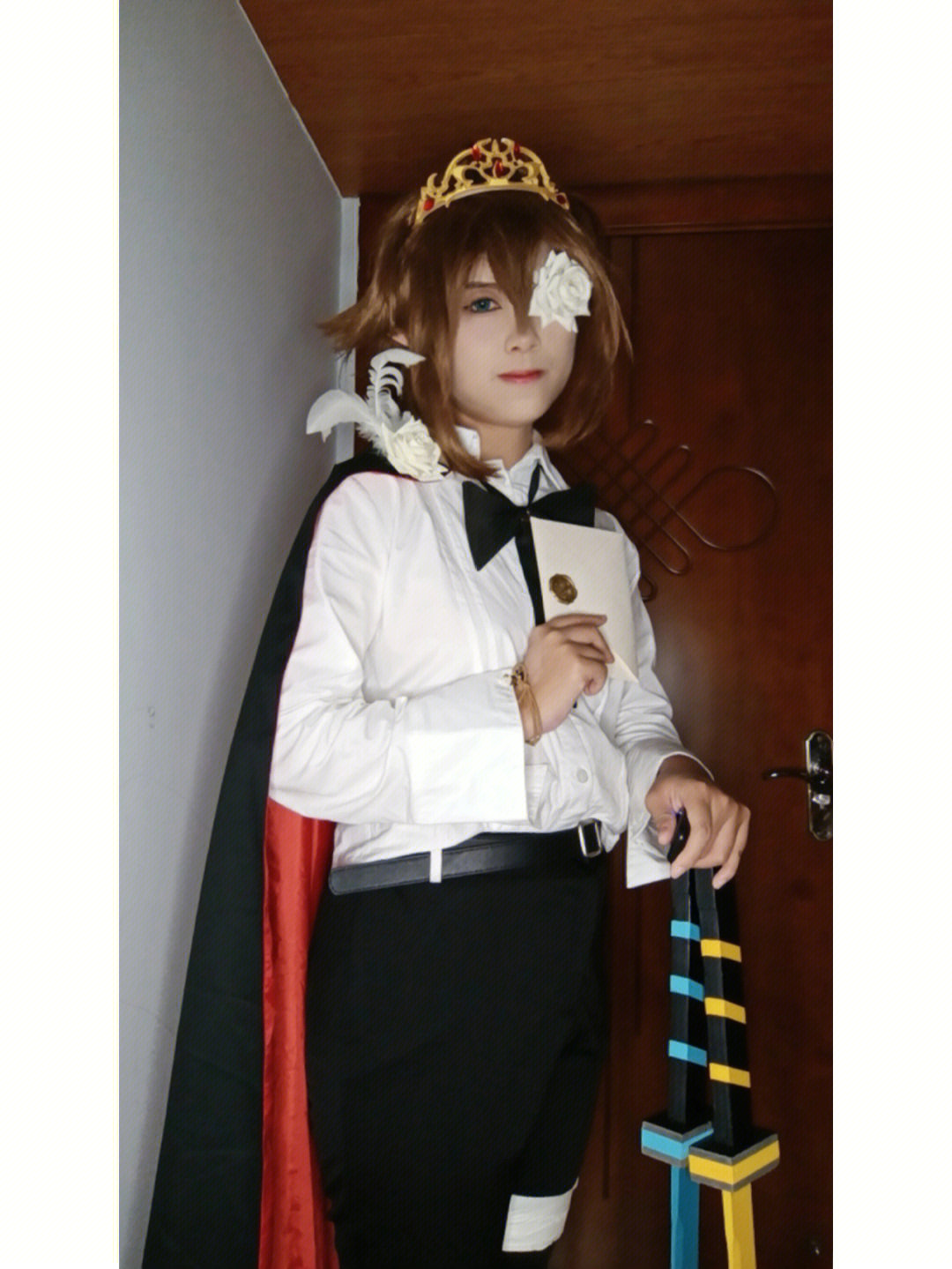 凹凸世界玫瑰战争安迷修cos