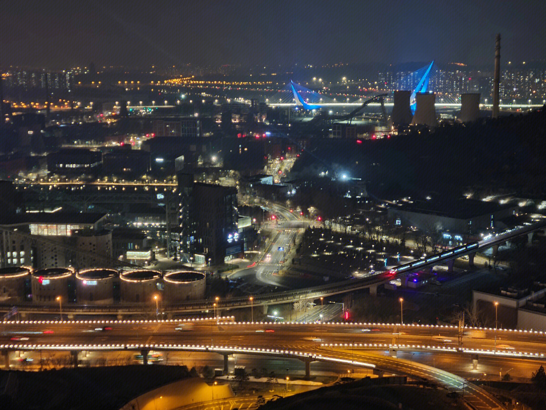 北京红光山夜景图片