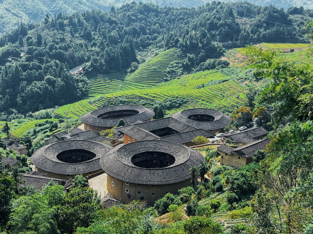 福建土楼四菜一汤地形图片