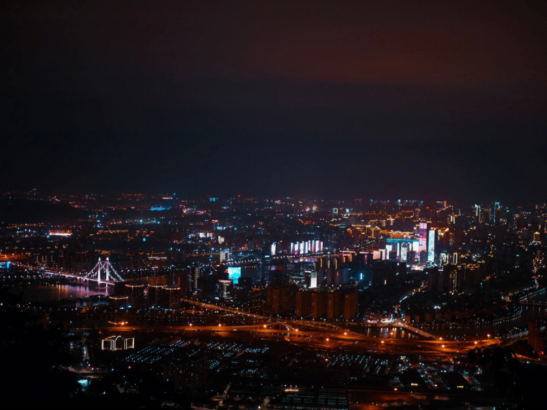 石鼓山公园夜景图片