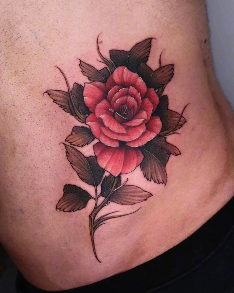 路易十四玫瑰纹身图片