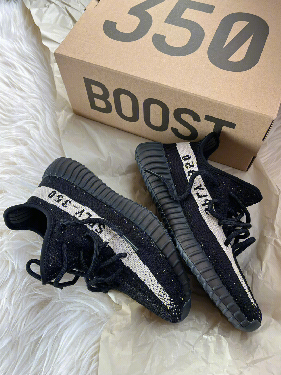 海盐奥利奥yeezy350v2黑白椰子鞋05