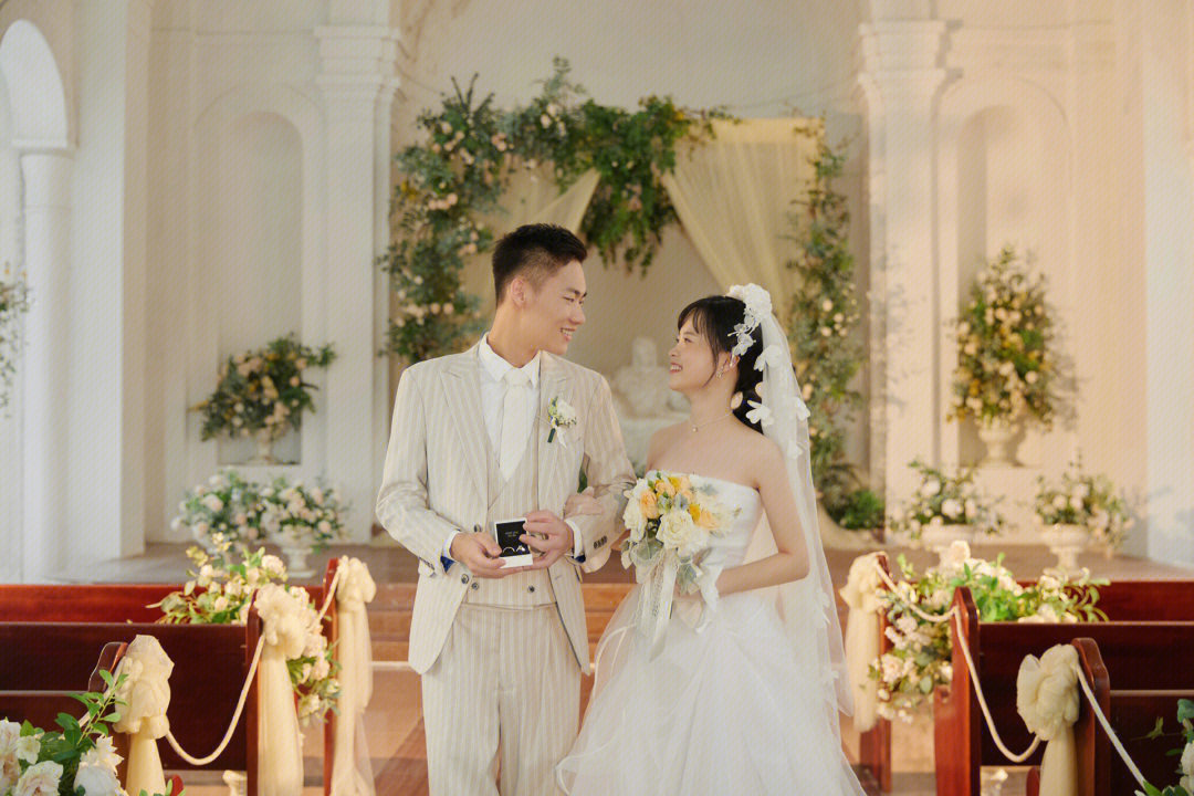 米露高仁结婚照图片