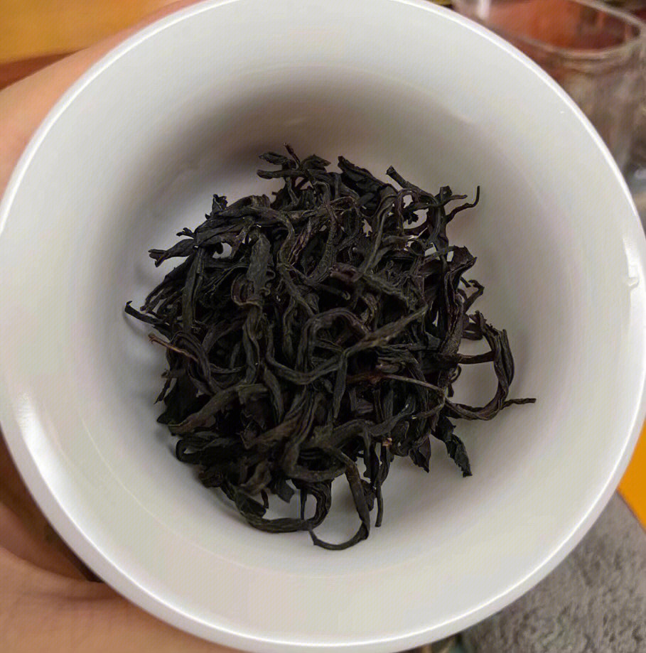 茶园的单丛红茶91市面上很少见的一款红茶手工采摘岭头单丛茶的鲜芽