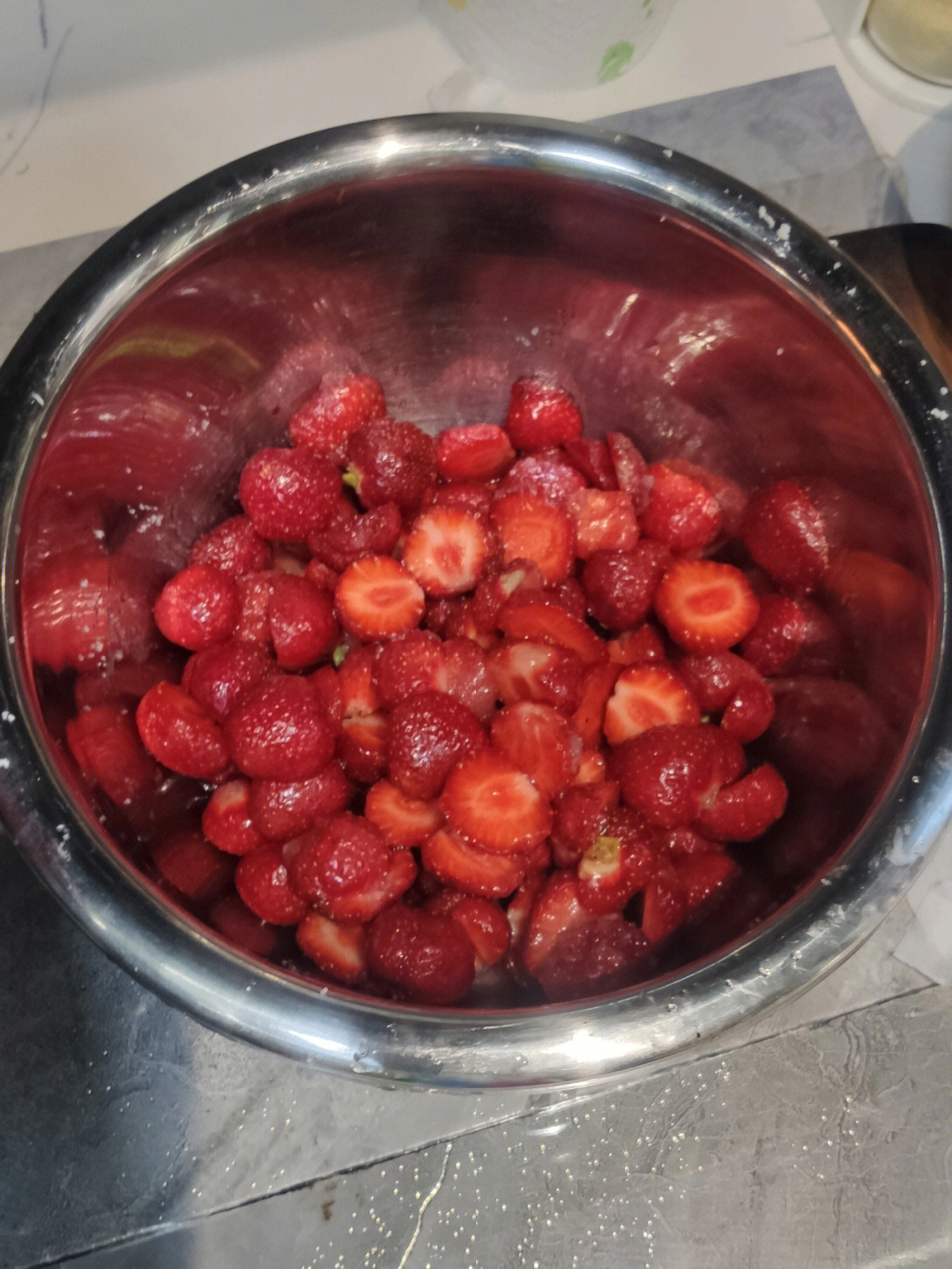 草莓罐头怎么做图片