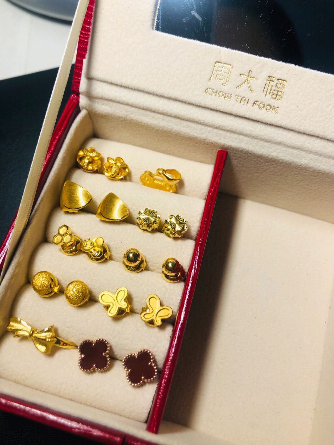 金耳钉女 纯金 周大福 正品 999图片