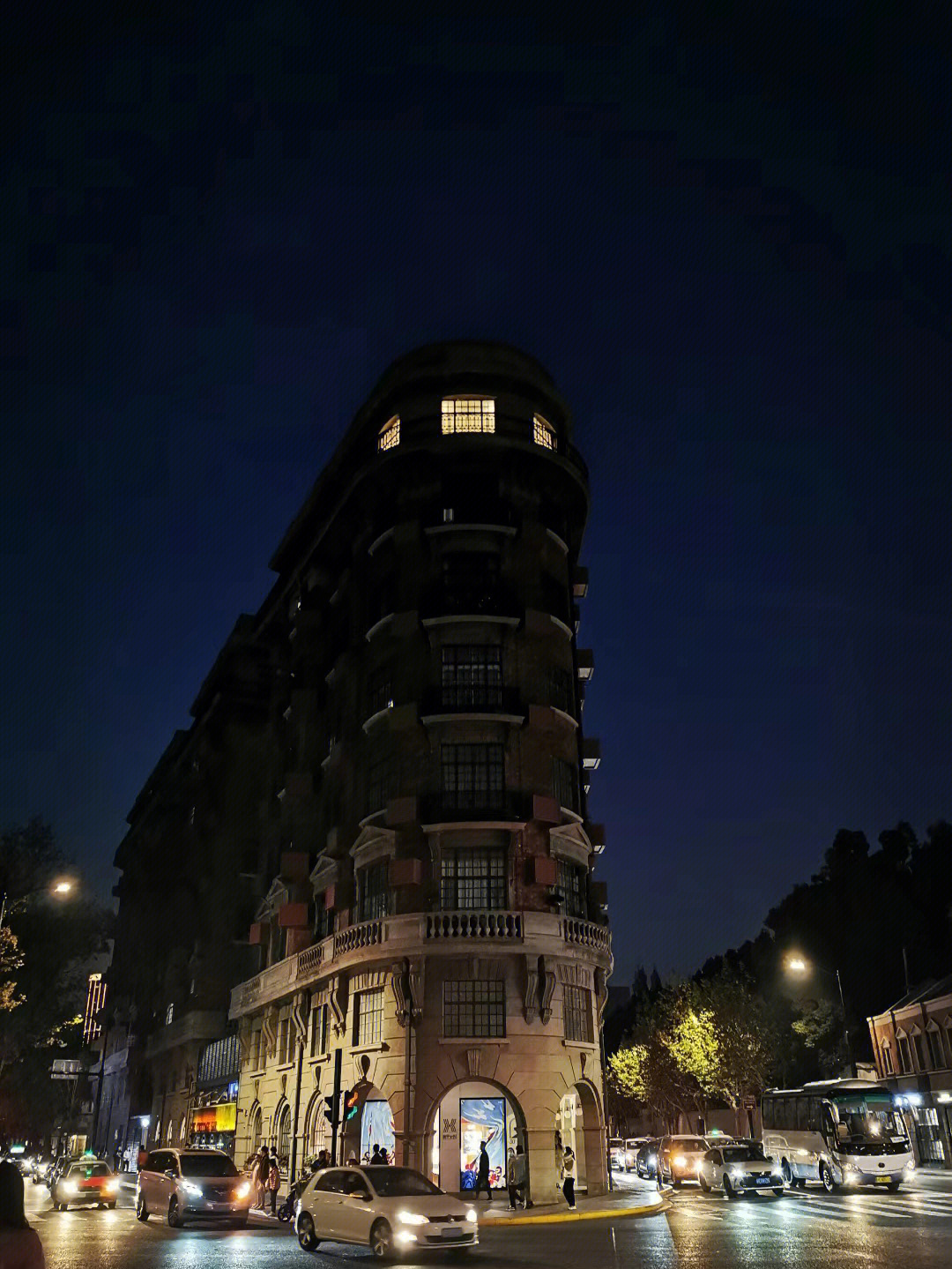 上海武康大楼夜景图片