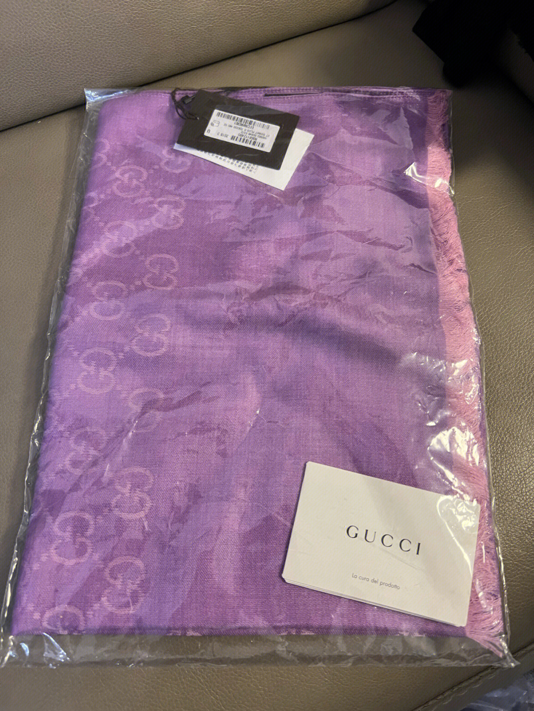 gucci长围巾紫色