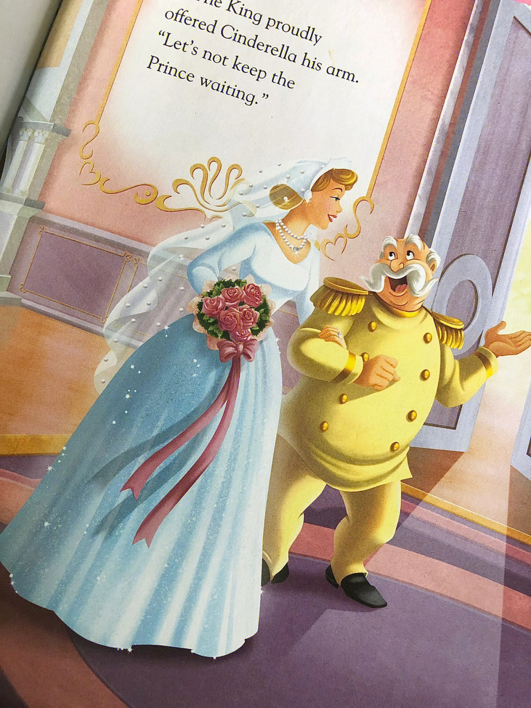 迪士尼灰姑娘仙度瑞拉的皇家婚礼英文书2