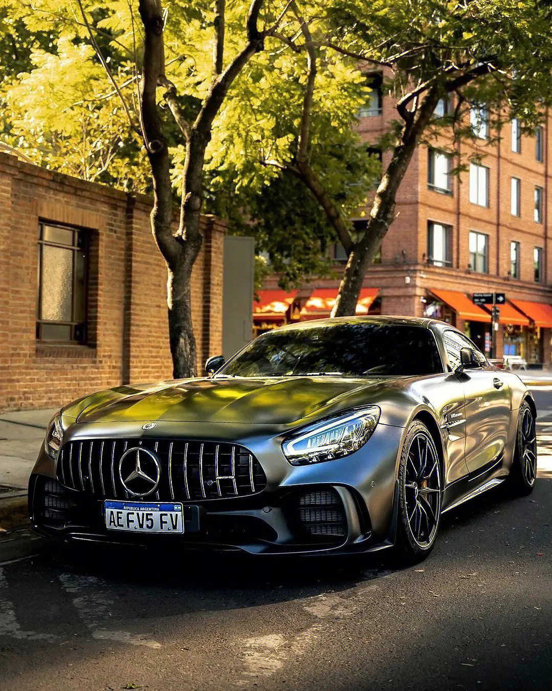 奔驰mercedesamggtr