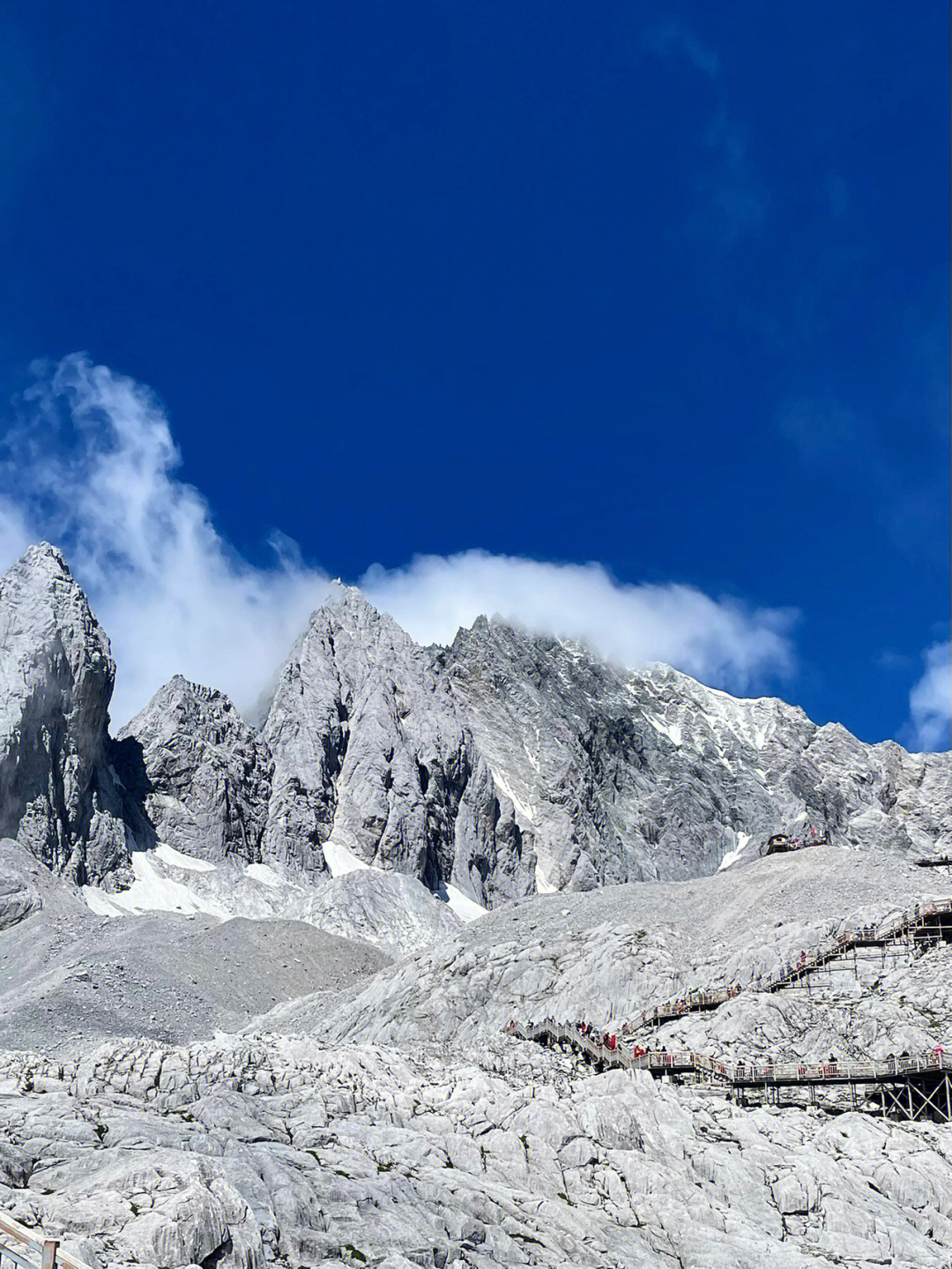 我今天可以去买彩票989898#玉龙雪山#丽江#阳光#丽江古城