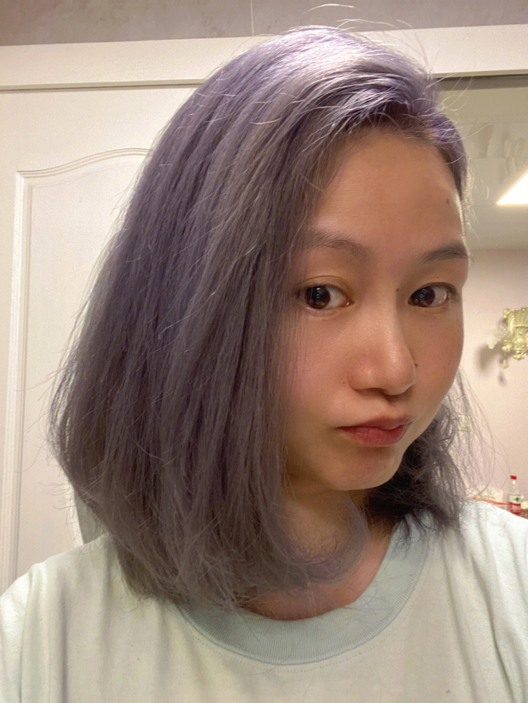 紫灰色头发掉色后图片图片