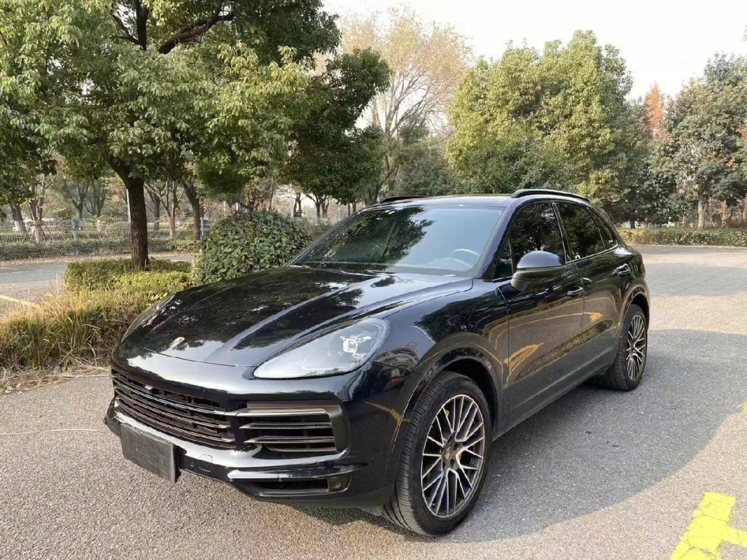 2019年差几天上牌,新款 保时捷卡宴cayenne,月光蓝外观/黑色内饰,3.