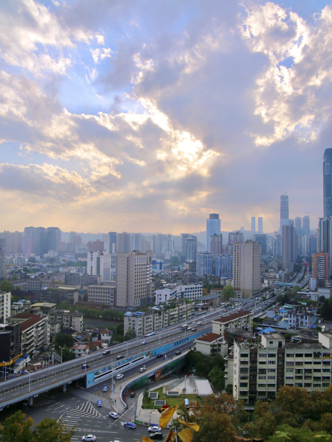 椒江东山公园全景图图片