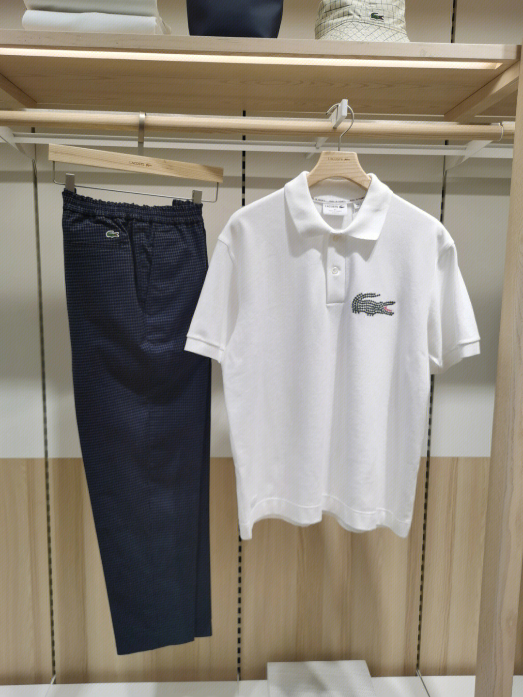 鳄鱼lacoste  