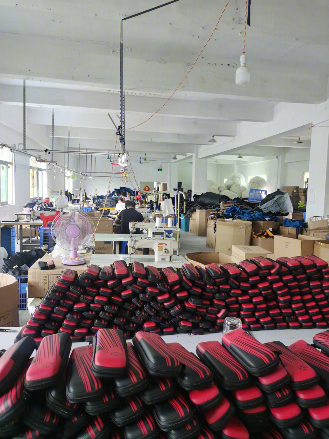 东莞手袋厂寻求贸易公司合作